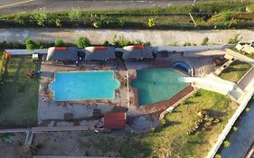 Stone Crescent Hotel